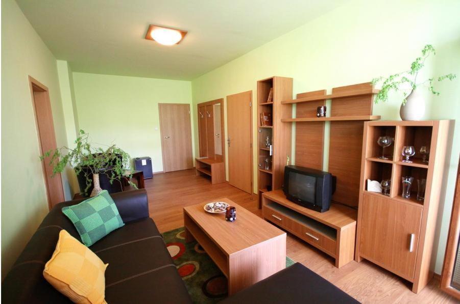 Relax Inn Šoporňa Rom bilde